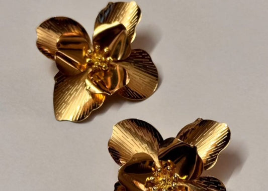 Daisy Flower Drop Earrings